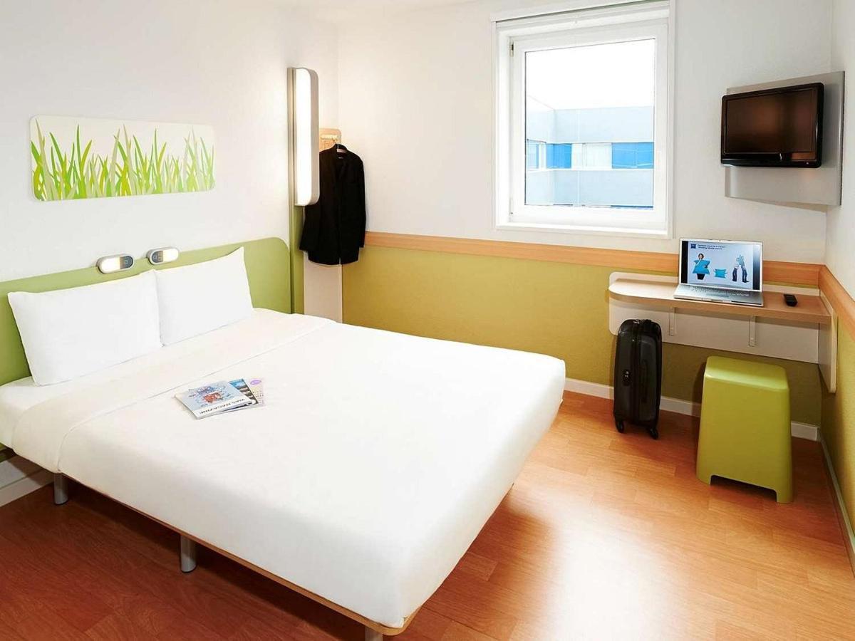 ibis budget Luebeck City Sued Bagian luar foto