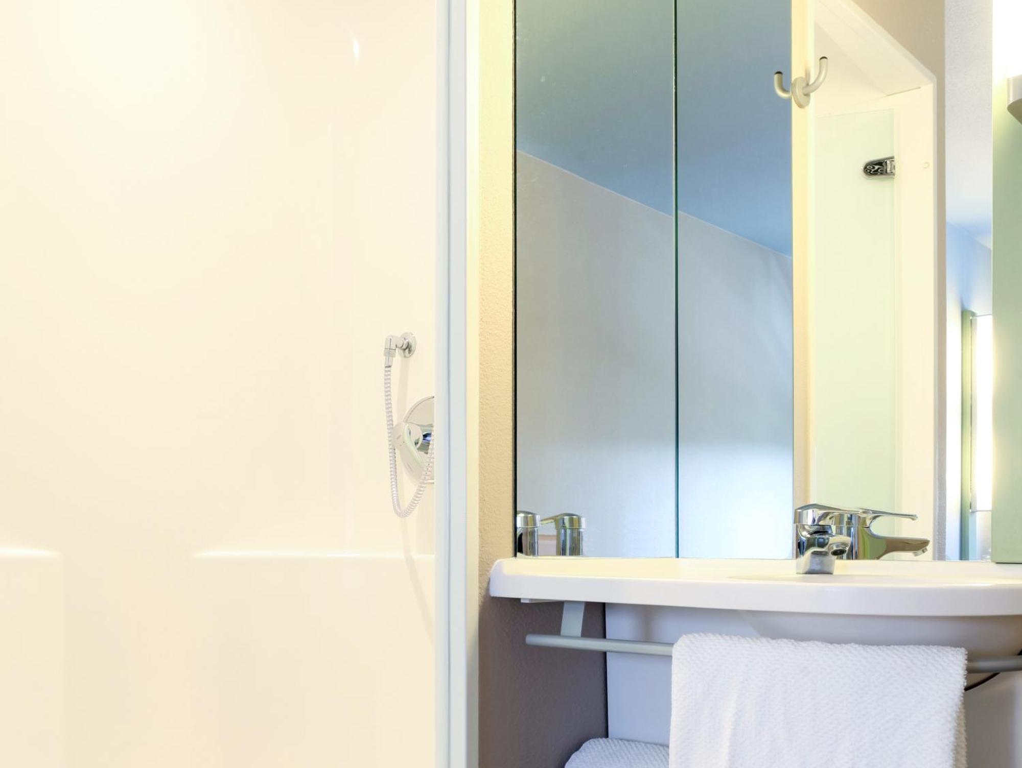 ibis budget Luebeck City Sued Bagian luar foto