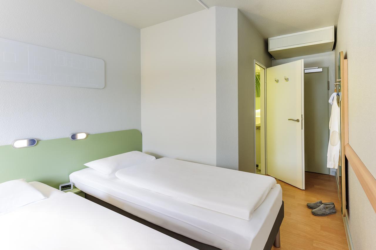 ibis budget Luebeck City Sued Bagian luar foto